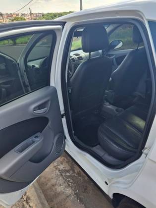 FIAT GRAND SIENA 1.6 MPI ESSENCE 16V FLEX 4P AUTOMATIZADO